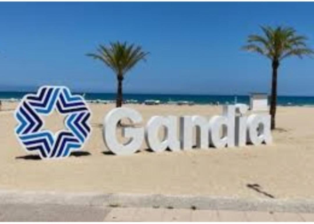 Estudio Recien Reformado Muy Cerca Del Mar Playa de Gandia Eksteriør billede